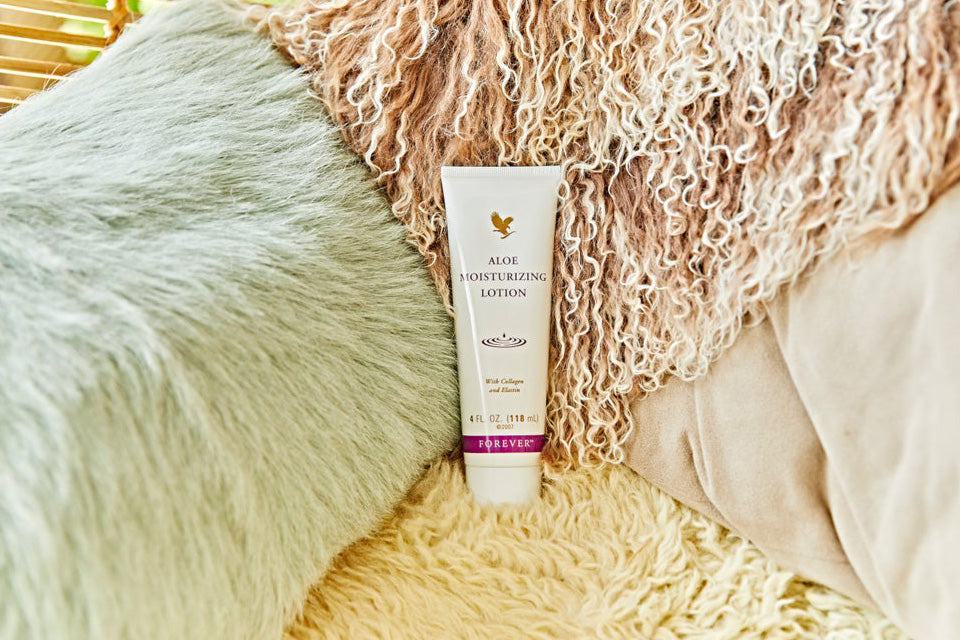 Aloe Moisturizing Lotion – hidratantna krema sa aloe verom, kolagenom i uljem kajsije za lice i telo