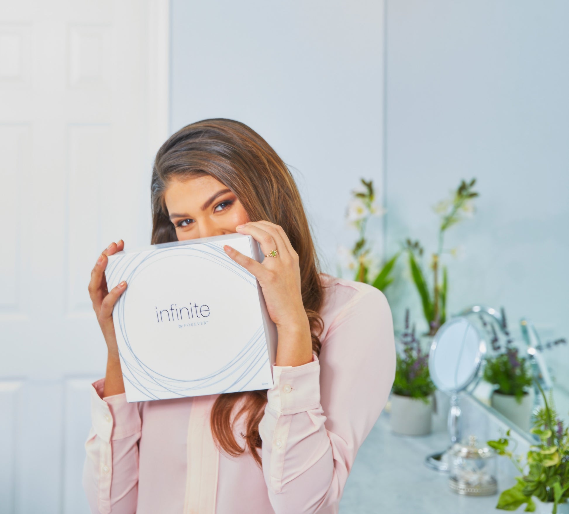 Infinite Skin Care Kit – anti-age set sa alojom, peptidima i kolagenom za kompletnu negu kože lica i dodatak ishrani