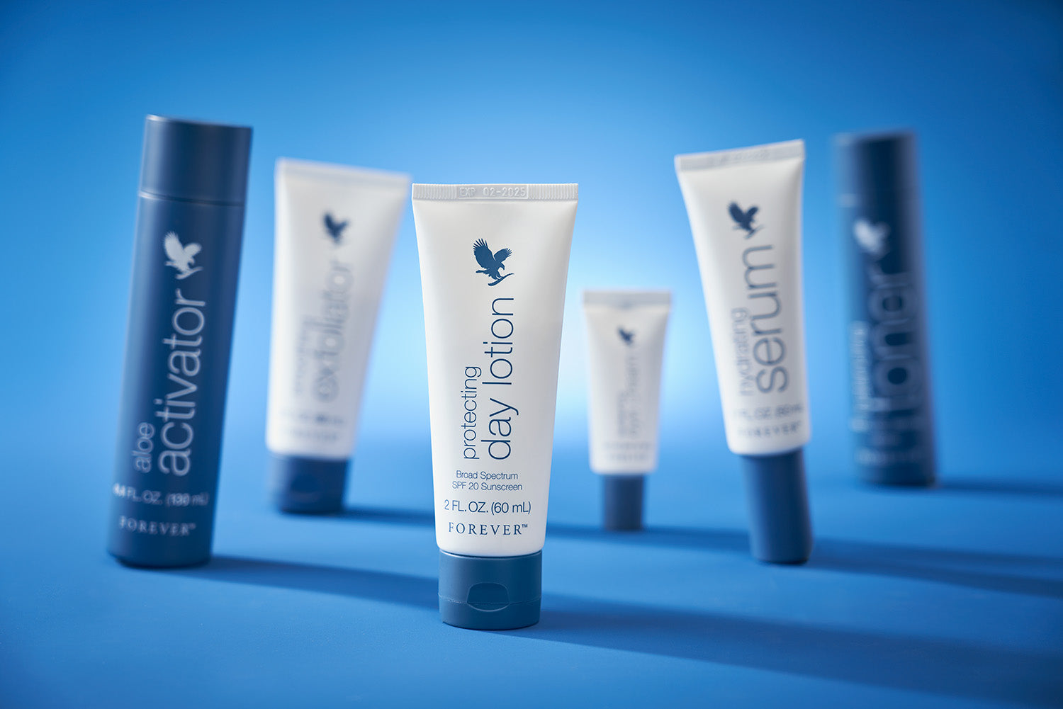 Protecting Day Lotion – dnevna krema sa SPF 20, alojom, lubenicom i japanskom ružom za hidrataciju i zaštitu

